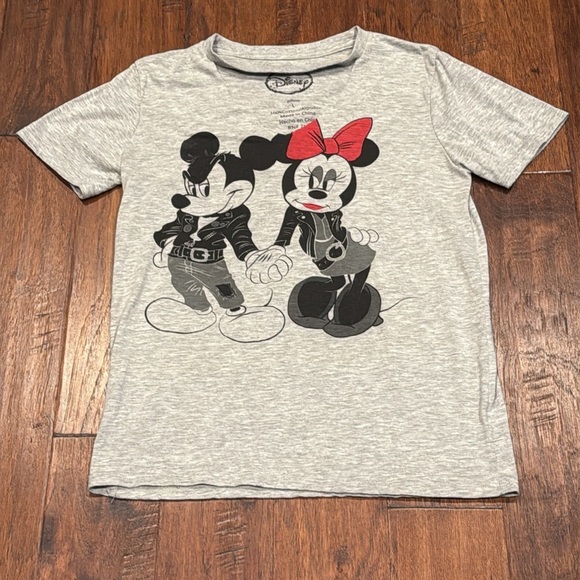 Large Women’s Disney Gray T-Shirt with Mickey and Minnie - Picture 5 of 8